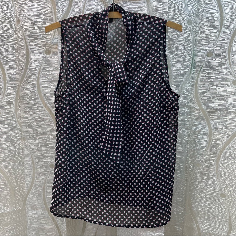 TRISTAN Womens Sleeveless Polka Dot Tie Neck Blouse‎ M M